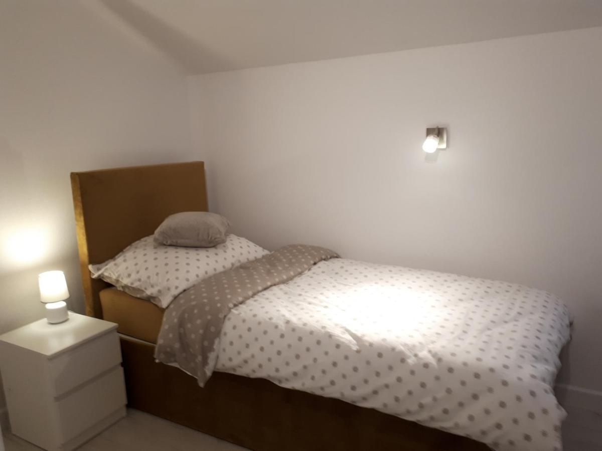 Appartement Lawendowy Zaulek à Debina  Extérieur photo